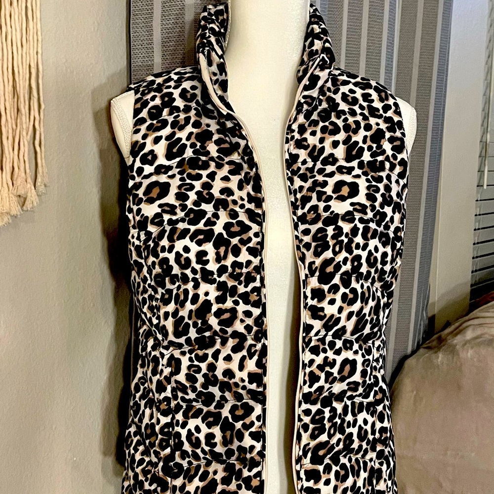 NWT Loft Animal Print puffer vest jacket